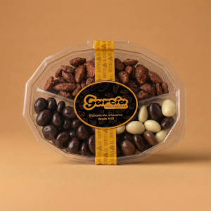 Surtido chocolate con almendras garrapiñadas